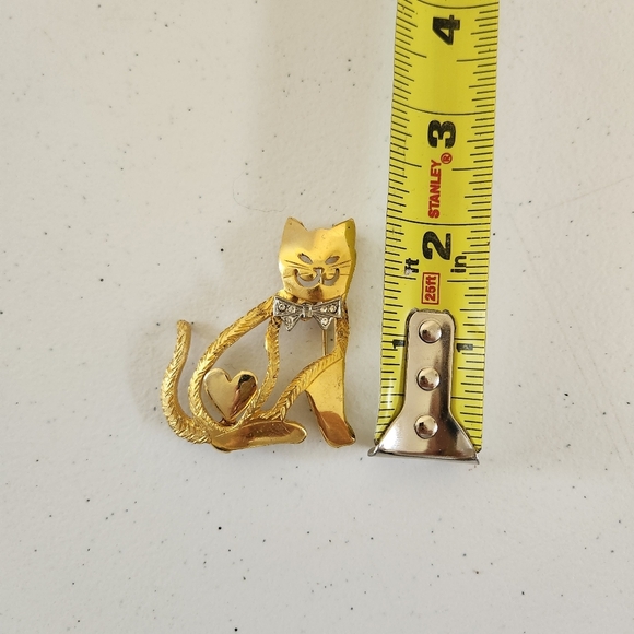Vintage Ultra Craft Brooch Pin Cat Brushed Gold Tone Open Bow tie Heart Signed - Picture 4 of 4